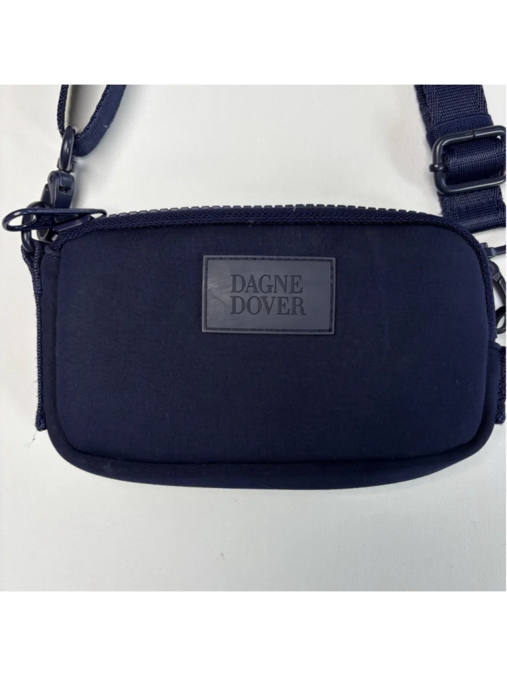 Dagne Dover Mara Phone Sling N y Blue Neoprene Crossbody Bag Small Travel - Picture 5 of 8